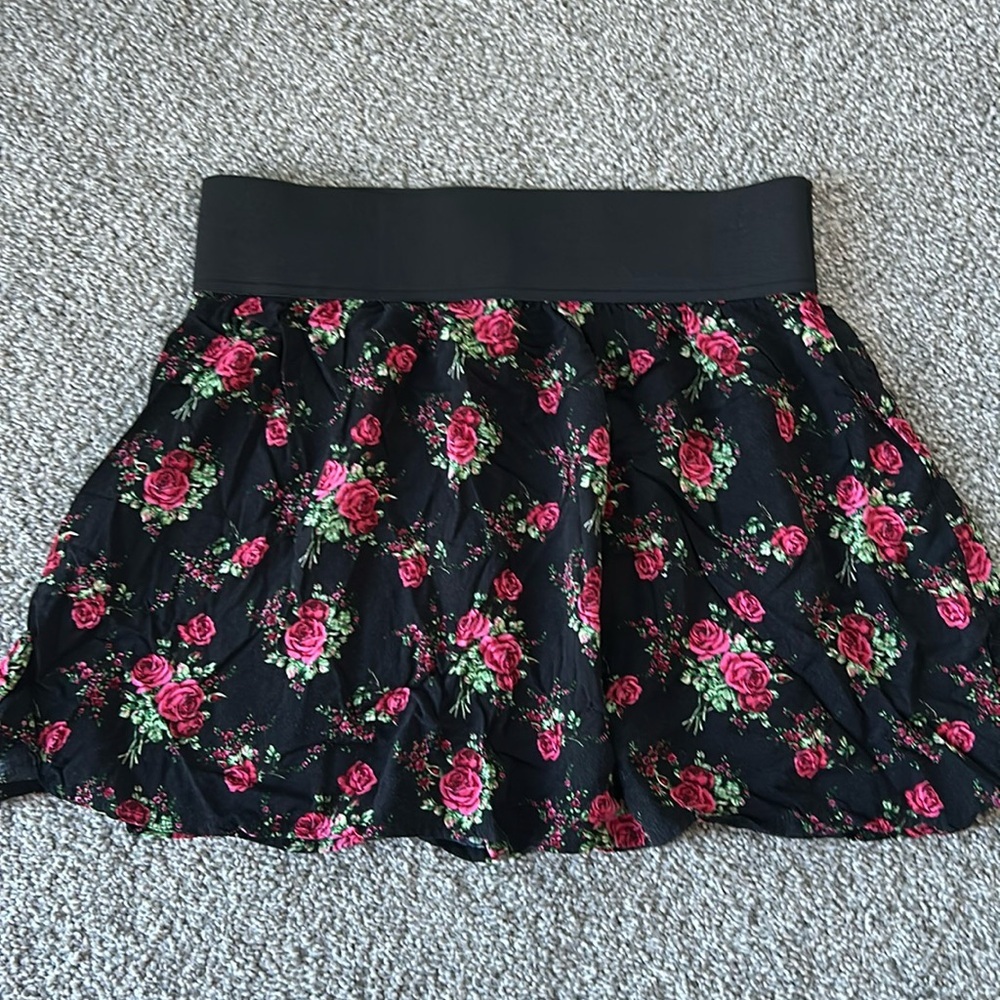 Mini Skirt Copper Key Black & Hot Pink Rose Print Small